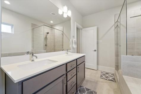 834 Fisher Street C Houston TX 77018