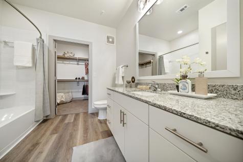 10485 League Line Road B3.9302 Conroe TX 77304
