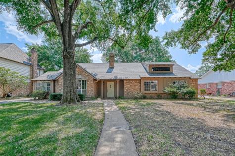 2734 Durban Drive Houston TX 77043