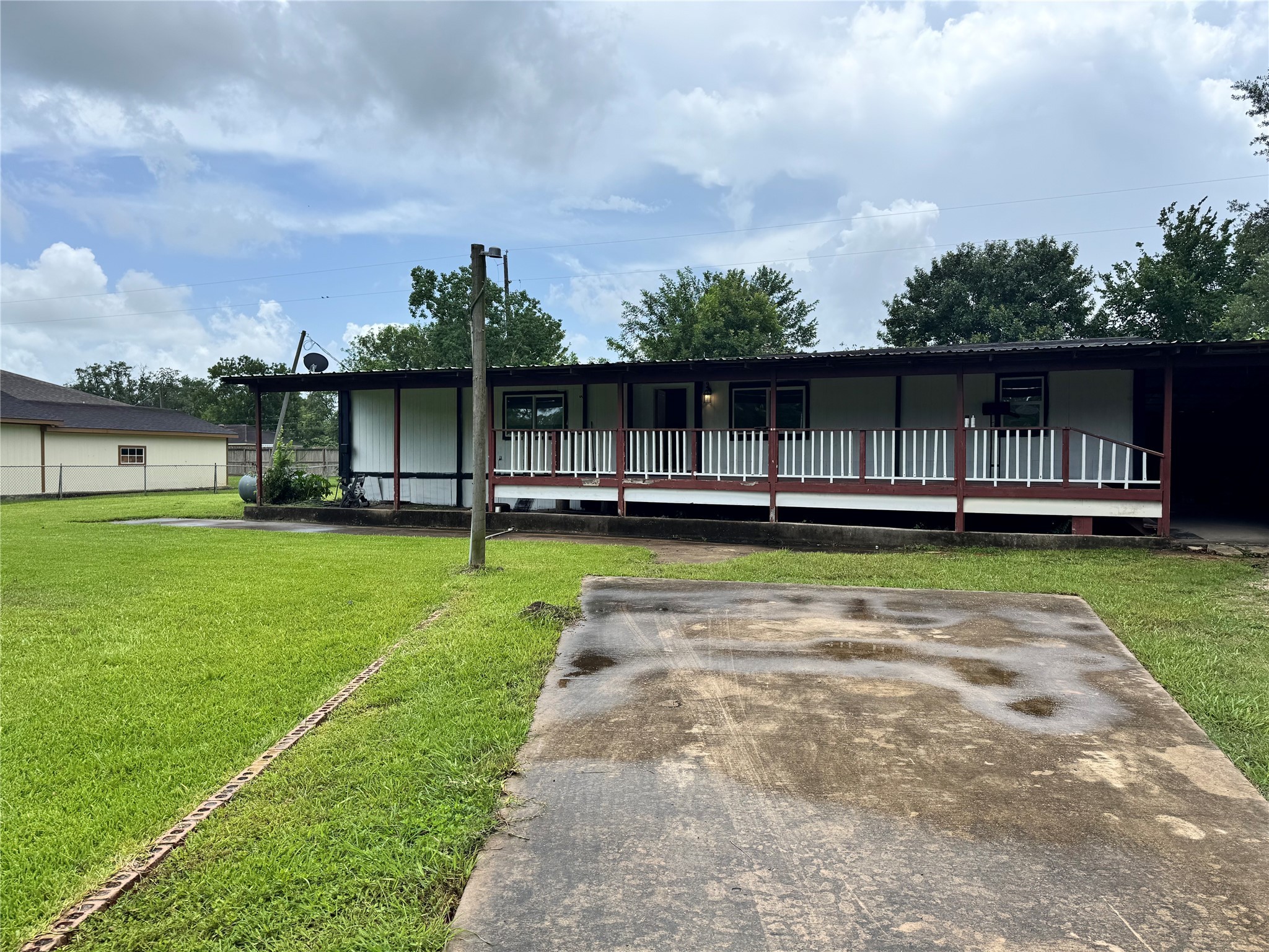 2634 Oak Road Pearland TX 77584
