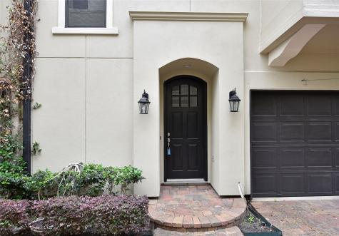 5813A Kiam Street Houston TX 77007