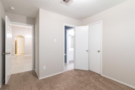 2630 Steelhead Drive Houston TX 77045