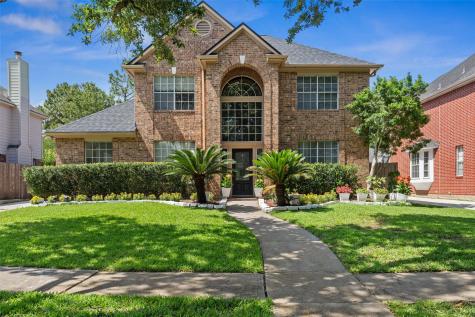 2112 Shadow Bay Circle League City TX 77573