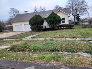 1095 Amarillo Street Beaumont TX 77701