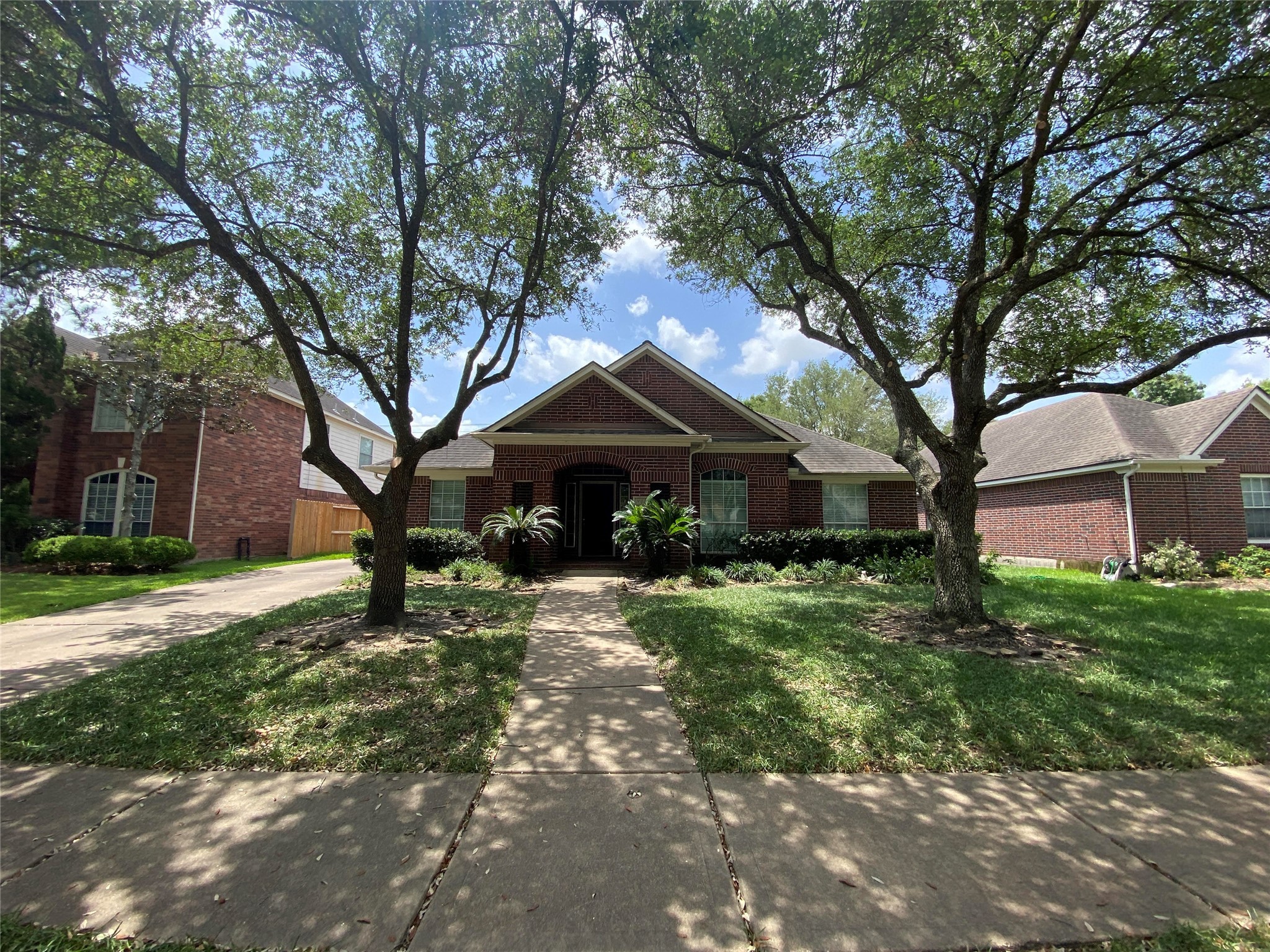 2045 Lodge Crest Court League City TX 77573