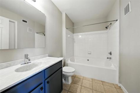 7575 Kirby Drive 2204 Houston TX 77030