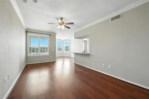 7575 Kirby Drive 2204 Houston TX 77030