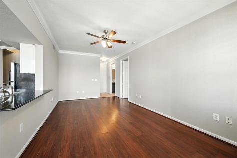 7575 Kirby Drive 2204 Houston TX 77030