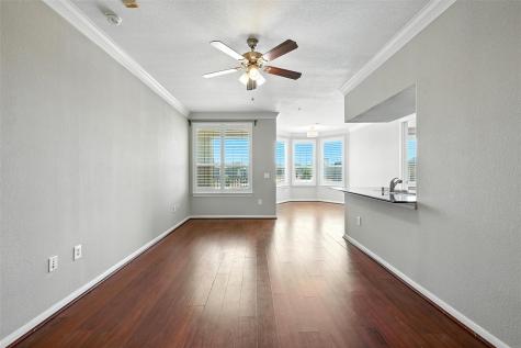 7575 Kirby Drive 2204 Houston TX 77030