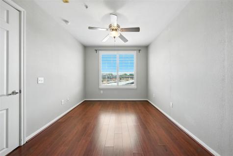 7575 Kirby Drive 2204 Houston TX 77030