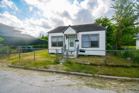 3625 Sauer Street Houston TX 77004