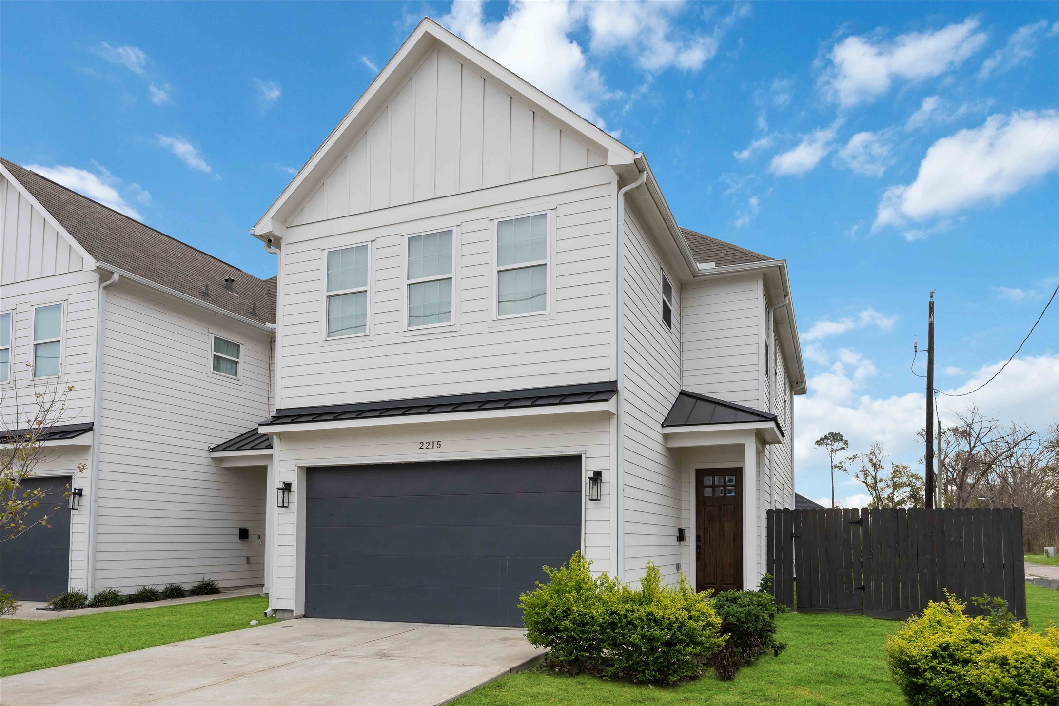 2215 Mansfield Street Houston TX 77091
