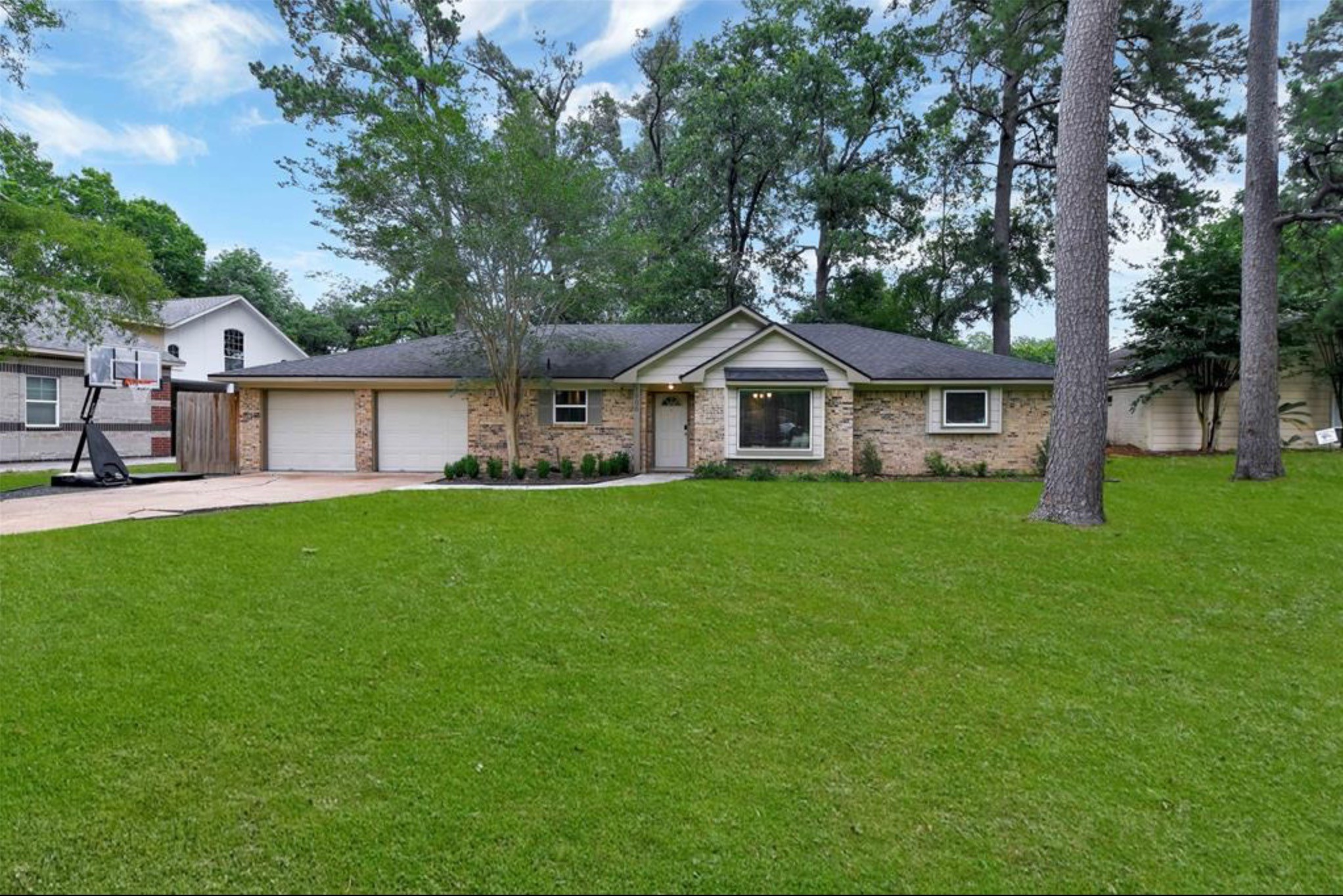 1606 Chestnut Ridge Road Kingwood TX 77339