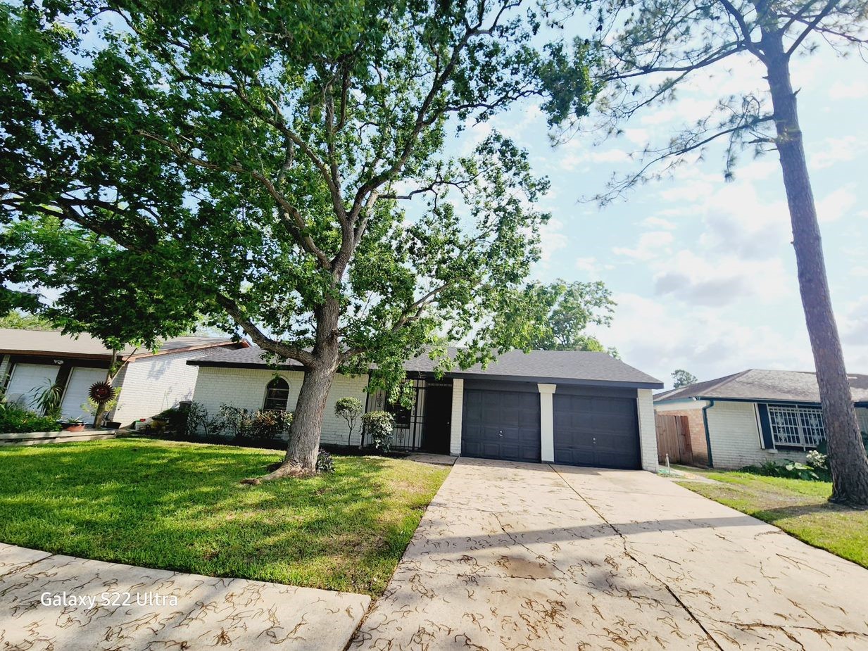 4741 E Ridge Creek Drive Houston TX 77053