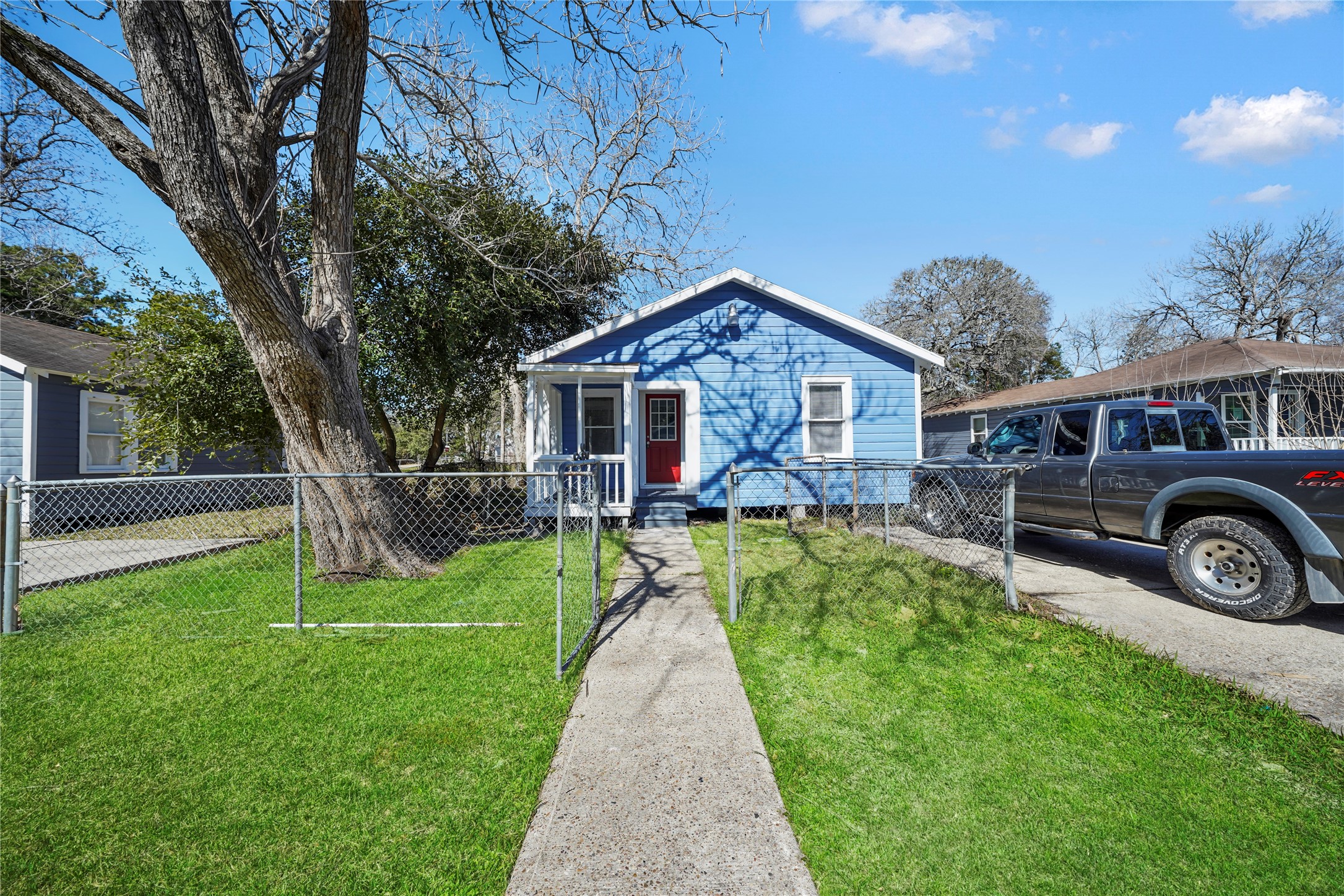 7610 Mclarty Street Hitchcock TX 77563