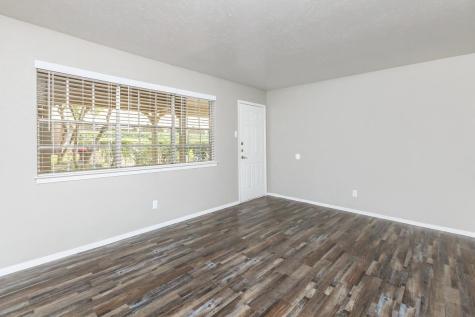 1212 Hampshire Lane 106-1 Richardson TX 75080