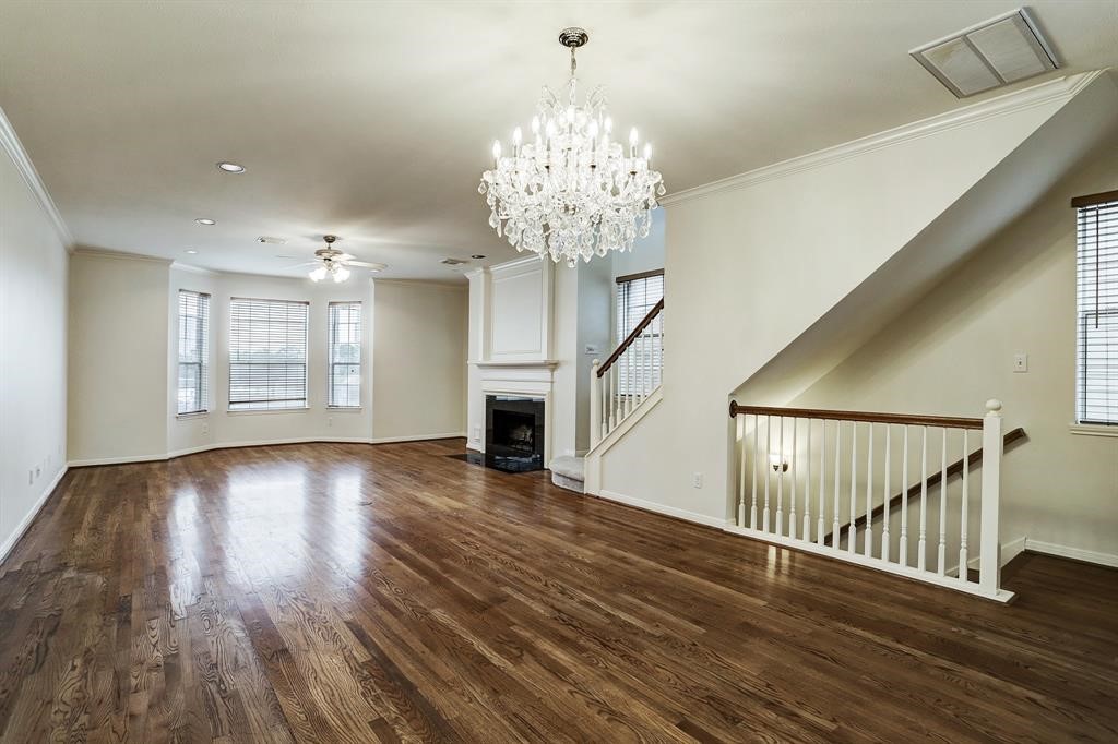 2639 W Dallas Street Houston TX 77019