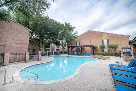 2800 S Ashford Road 903 Houston TX 77082