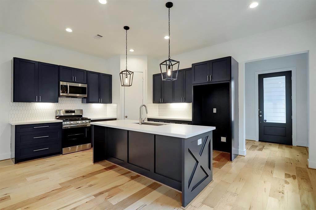 2607 Nagle Street Houston TX 77004