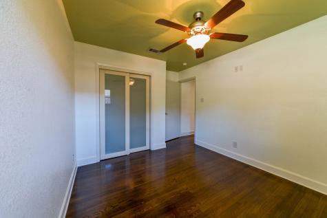 2014 Woodvine Drive Houston TX 77055