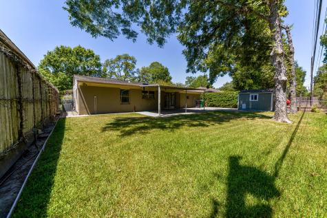 2014 Woodvine Drive Houston TX 77055