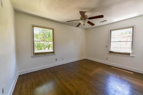 2014 Woodvine Drive Houston TX 77055