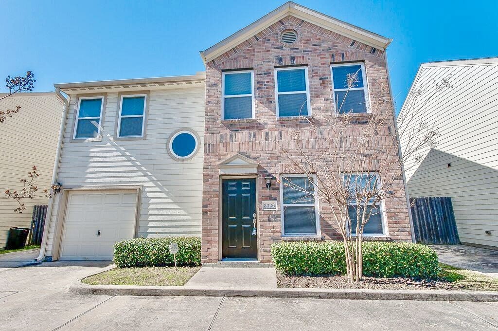 3226 Baer Street Houston TX 77020