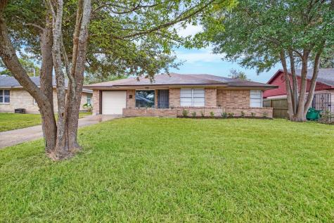 10222 Bretton Drive Houston TX 77016