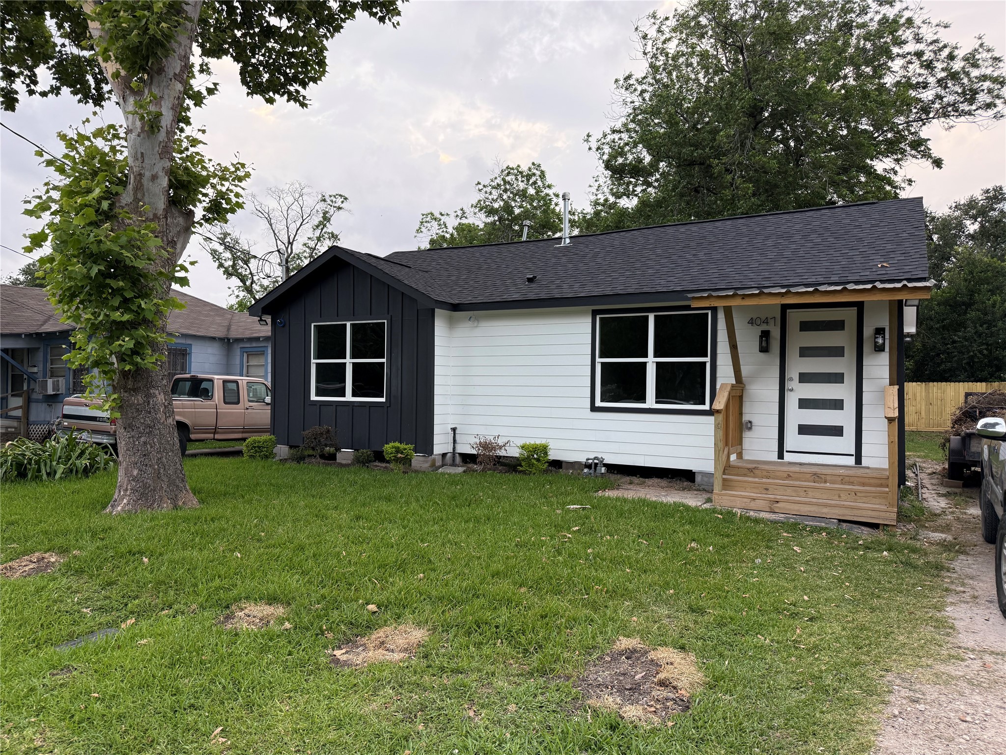4047 Delhi Street Houston TX 77022
