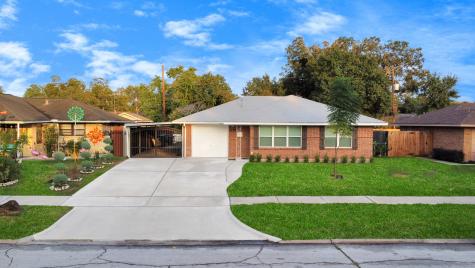 2135 Bronson Street Houston TX 77034