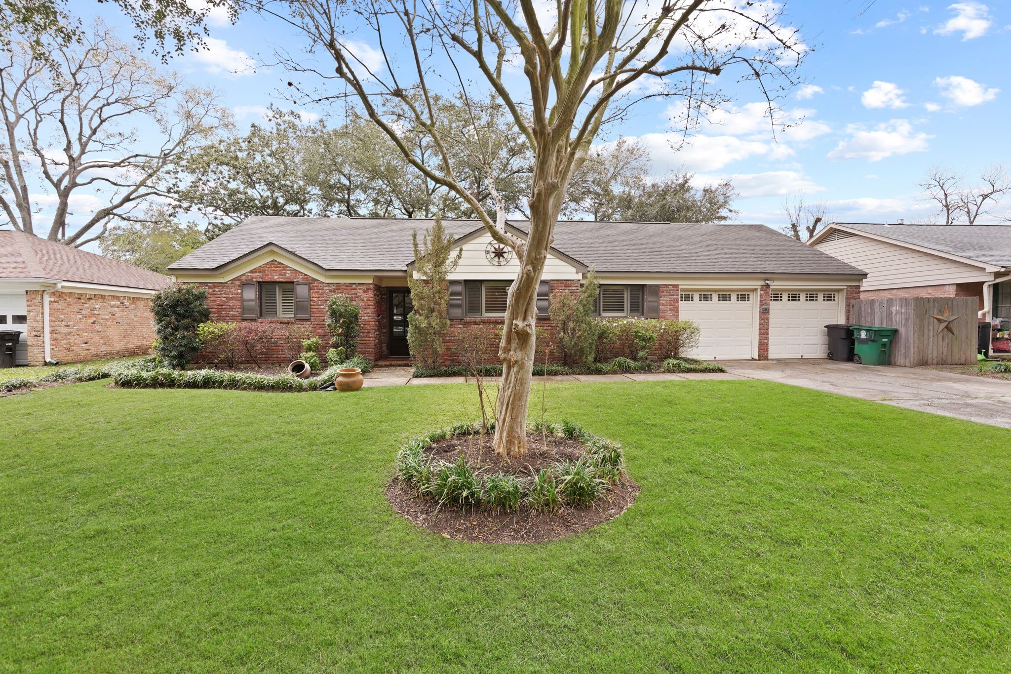 9619 Meadowbriar Lane Houston TX 77063