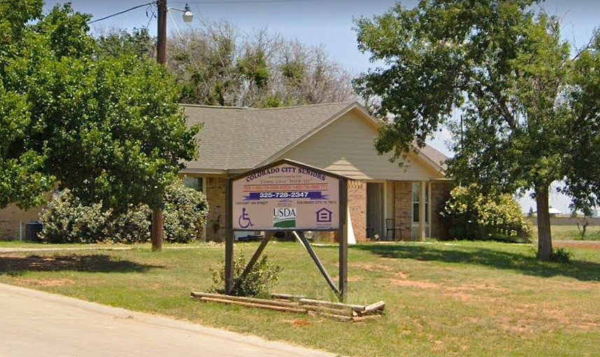 1324 E 10th Street Colorado City TX 79512