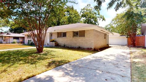 5455 Birdwood Road Houston TX 77096