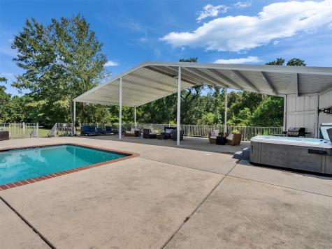 8402 Matthews Lane Magnolia TX 77354