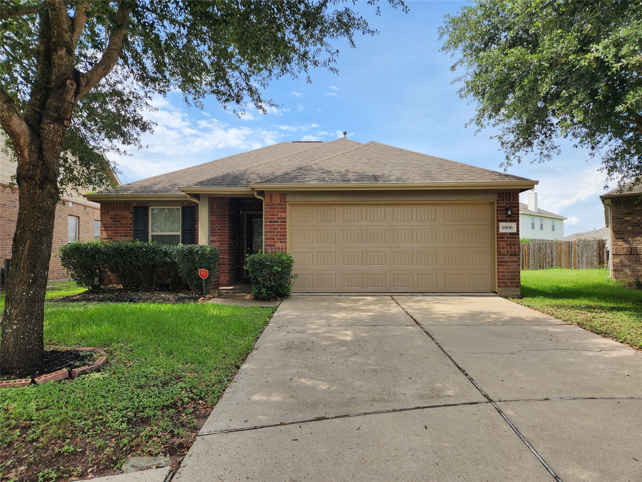 1906 Vermillion View Street Fresno TX 77545