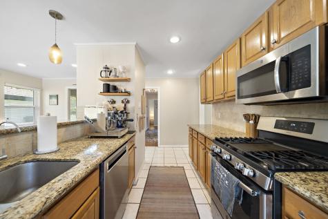 4306 Warm Springs Road Houston TX 77035