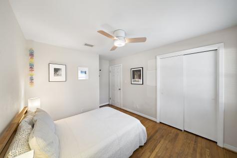 4306 Warm Springs Road Houston TX 77035