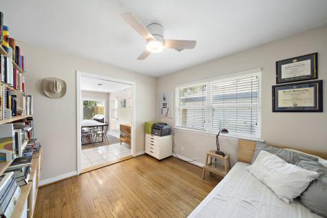 4306 Warm Springs Road Houston TX 77035