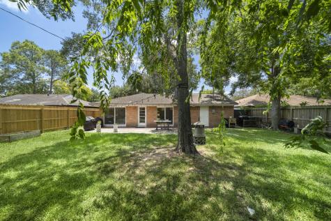 4306 Warm Springs Road Houston TX 77035