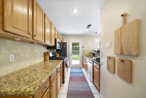 4306 Warm Springs Road Houston TX 77035