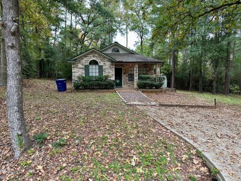 2226 Easley Circle Huntsville TX 77320