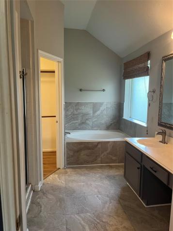 11302 Meadowchase Drive Houston TX 77065