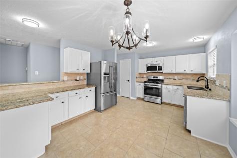6627 Greenhouse Road Katy TX 77449