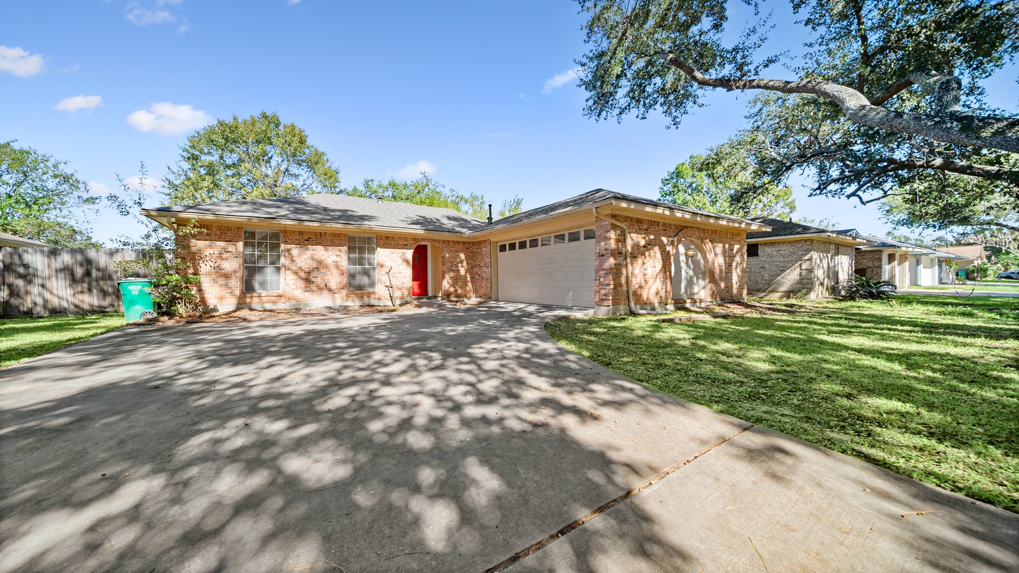 810 Sunnybrook Lane Baytown TX 77521