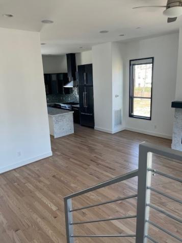 1255 Utah Street Houston TX 77007