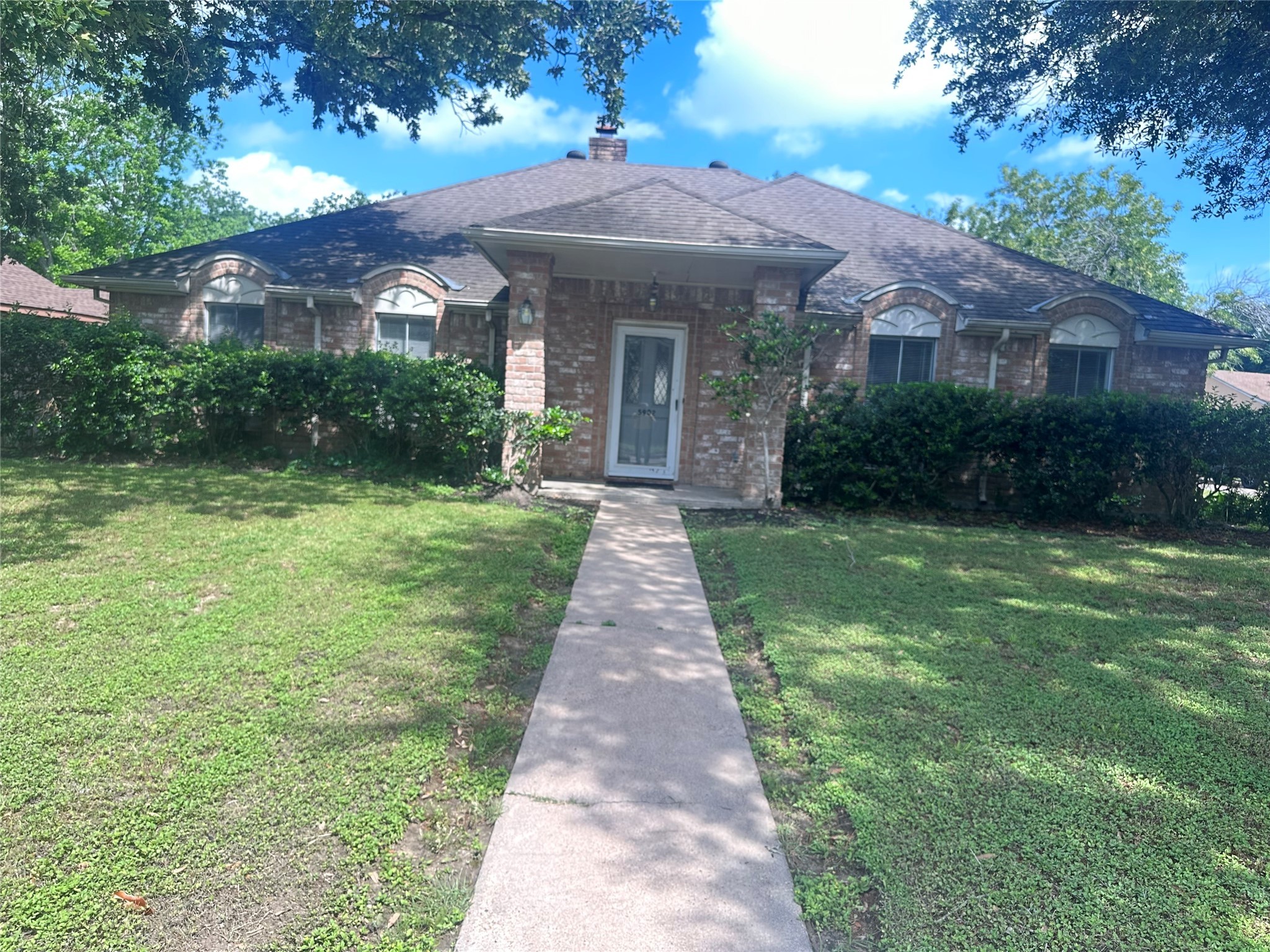 5902 Pincay Oaks Street Houston TX 77088