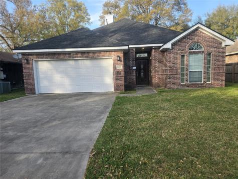 611 S 13th Street Nederland TX 77627