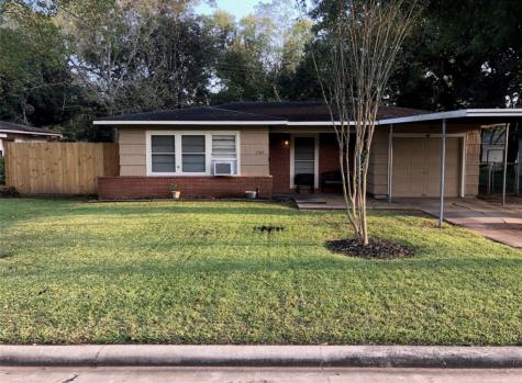 1305 Elm Street Richmond TX 77469