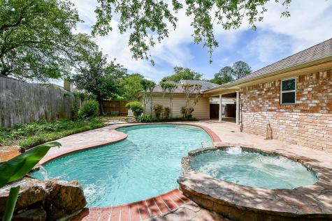 10819 Holly Springs Drive Houston TX 77042