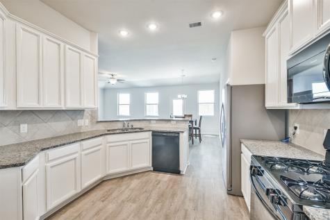 11413 Natalia Lane Willis TX 77318